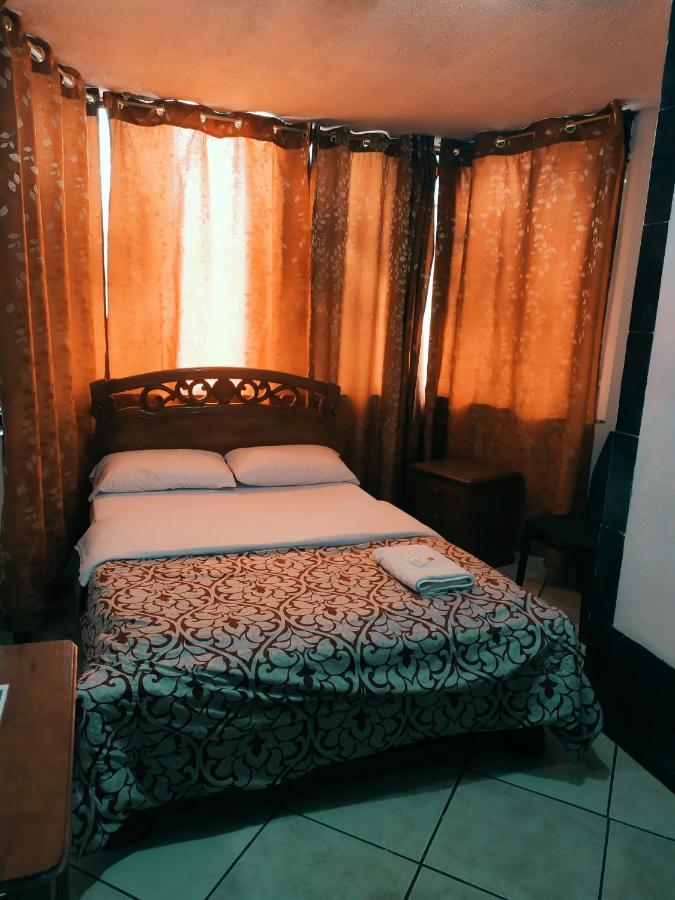 Hostal Ajavi Del Sur Κίτο Εξωτερικό φωτογραφία