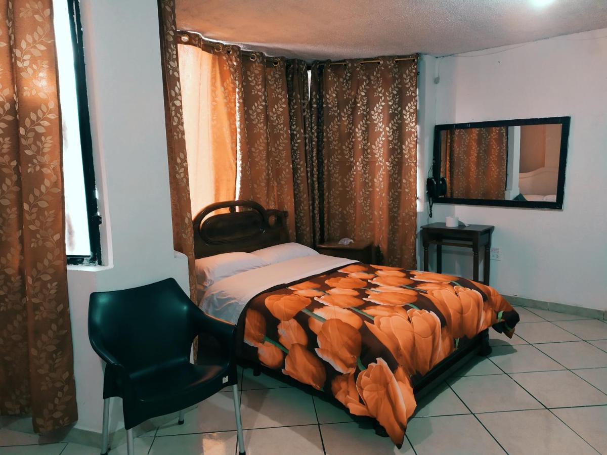 Hostal Ajavi Del Sur Κίτο Εξωτερικό φωτογραφία