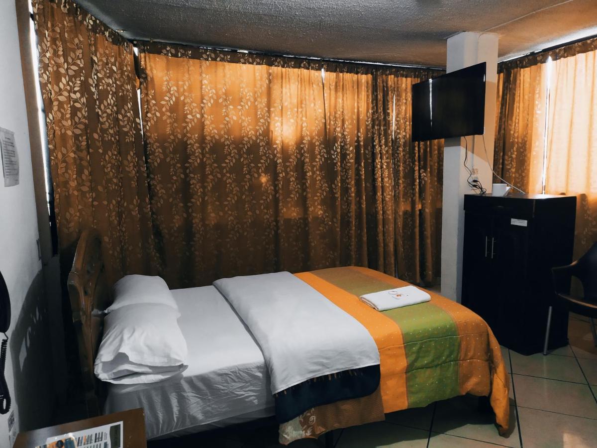 Hostal Ajavi Del Sur Κίτο Εξωτερικό φωτογραφία